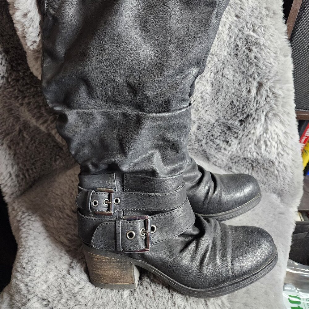 Carlos Santana heeled boots